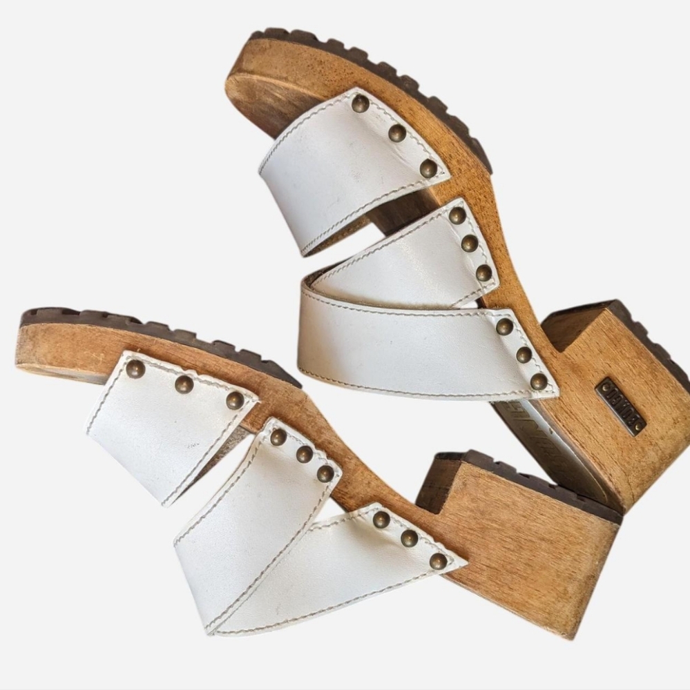 vintage BONGO sandals